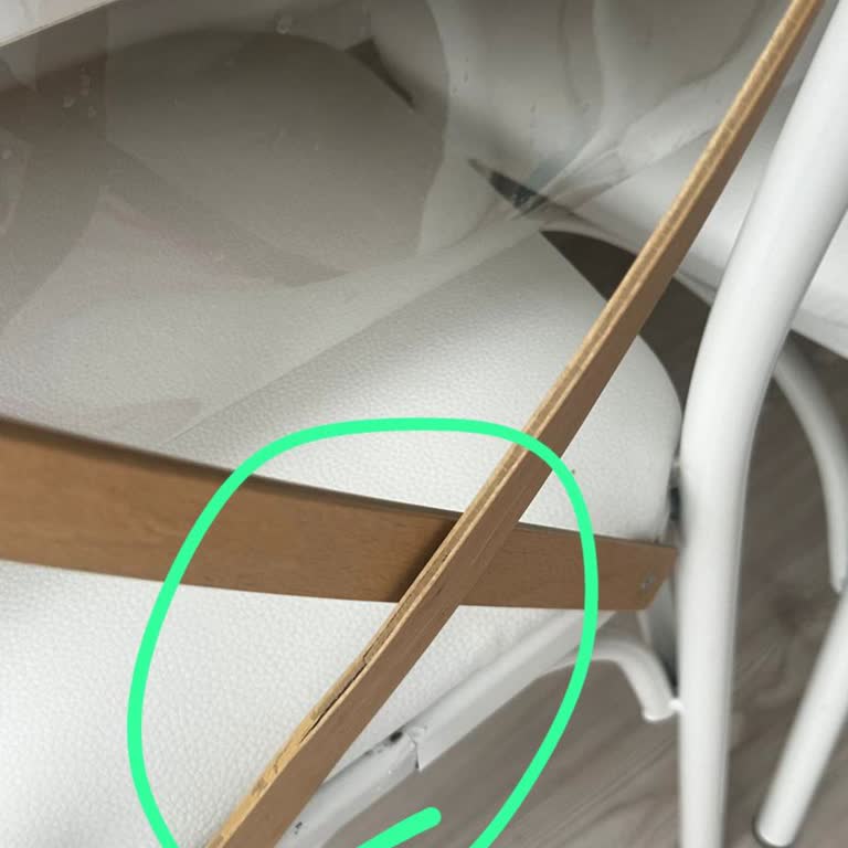 Kısa Sürede Bozulan Sandalyeler Ve Yetersiz Müşteri Hizmeti