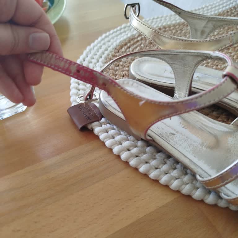 Kısa Sürede Deforme Olan Ayakkabıya Çözüm Bulunmadı