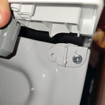 Hasarlı Teslim Edilen Çamaşır Makinesi İçin Değişim Talebine Yanıt Alamıyorum