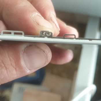 Orijinal Olmayan Ve Uyumsuz İphone Ekranı İçin İade Sorunu