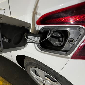 UTTS Belgesi Olmayan Araç Kiralaması Nedeniyle Maddi Zarar Ve İlgisiz Şube Personeli