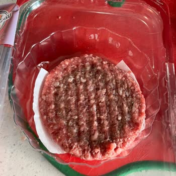 Bozuk Hamburger Köfteleri Ve Yetersiz Çözüm: Migros Hemen Hayal Kırıklığı