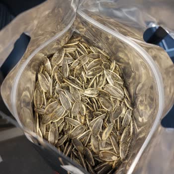 Aynı Şubeden Tekrar Bayat Ve Kalitesiz Ay Çekirdeği Almak Canımı Sıktı