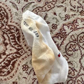 Yüksek Fiyatlı Ayakkabıda Bitmeyen Kalite Sorunları