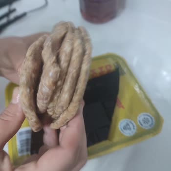 Aldığım Hamburger Köfteleri Birbirine Yapışık Çıktı Kullanamadım