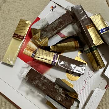 Aldığım Çikolatalar Küflü Çıktı, Güvenim Sarsıldı