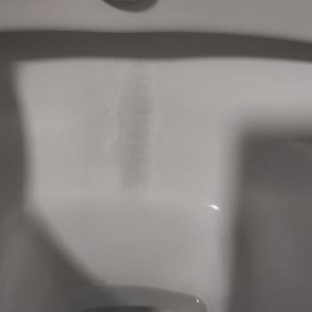 Klozetin Rengi Attı, Garanti Ve Satıcıdan Destek Alamadım