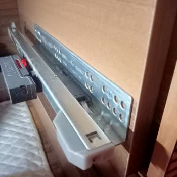 Aldığım Çekmece Rayları Sürekli Sorun Çıkarıyor, Mağduriyetim Giderilmiyor