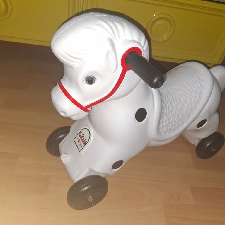 Pilsan Sallanan At'ın Ön Tekerlekleri Sıkı Ve Zor Dönüyor, Destek Bekliyorum