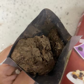 Aldığım Çikolatanın Yapısı Ve Rengi Bozuk Çıktı, Para İadesi İstiyorum