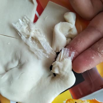 Nimet Gıda Milföyden Çıkan Plastik Parça Nedeniyle Yaşadığım Mağduriyet