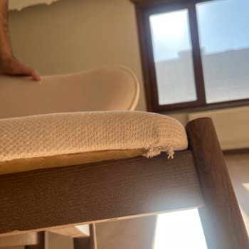 Koltuk Takımı Renk Ve Kalite Sorunu, Çözüm Sunulmuyor