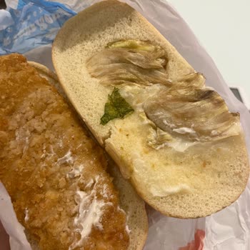 Soğuk Köfte Ve Çürük Marul Nedeniyle Siparişim Çöpe Gitti