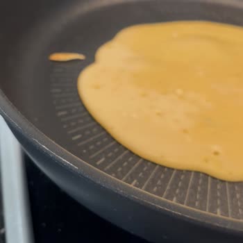 İlk Kullanımda Soyulan Tava Ve İlgisiz Müşteri Hizmeti