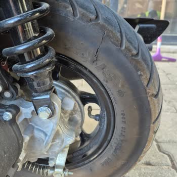 Yamaha Rayzr 125 Arka Lastik Çatlağı Garanti Kapsamına Alınmadı, Güvenliğim Tehlikede