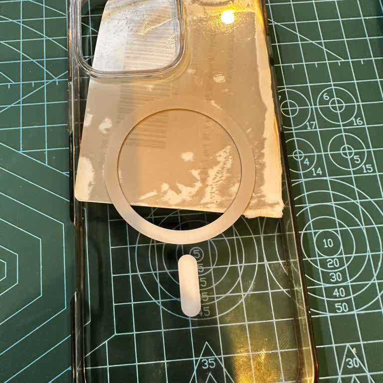 Sararmaya Dayanıklı Denilen Kılıf Sarardı, Hepsiburada Çözüm Sunmadı