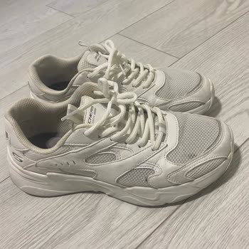 I Face Mesh Tearing on Skechers Memory Foam After Only 3 Months