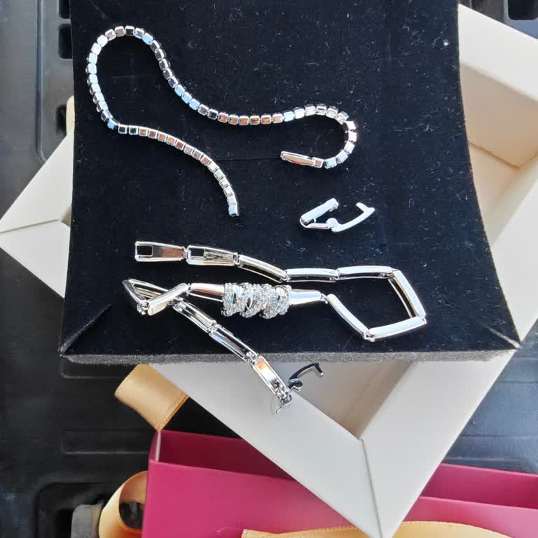 Satış Sonrası Destek Yok, Kullanılmadan Bozulan Bilekliklere Çözüm Sunulmadı