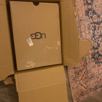 Amazon Kusurlu Ve Kirli Teslim Edilen Ürün İçin Yetersiz Çözüm Sunuldu