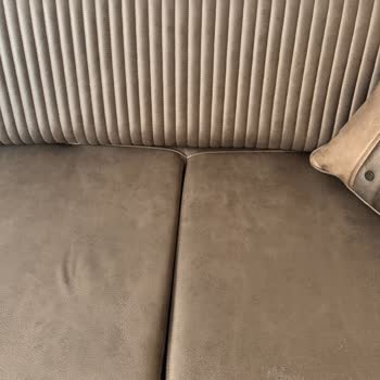 Kusurlu Koltuk Takımı İçin Servis Ve Değişim Talebim Cevapsız Kaldı