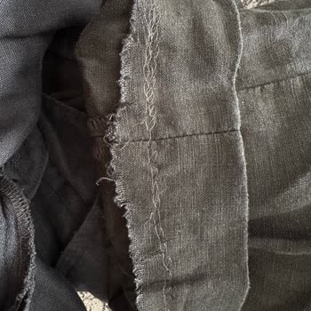 Lufian'dan Aldığım Pantolonlarda Kötü Dikiş Ve Tüylenme Sorunu