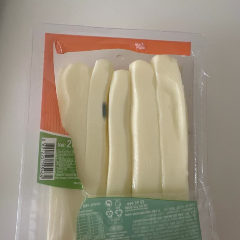 Açılmamış Peynirin Küflü Çıkması Ve Müşteri Hizmetlerine Ulaşamamak