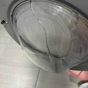 Garanti Kapsamındaki Çamaşır Makinesi Kapağı İçin Ücret Talebi