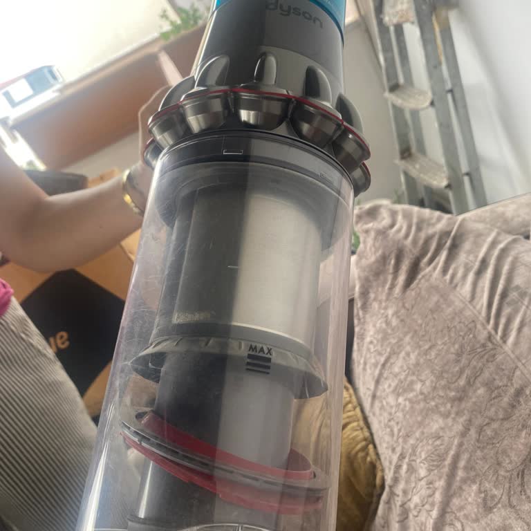 Dyson V15 Süpürge Hazne Lastiği Sorunu Ve Garanti Kapsamında Çözüm Beklentisi
