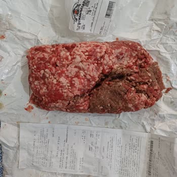 Kasaptan Satın Alınan Dana Kıymada Eski Et Şoku Ve Sağlık Tehlikesi