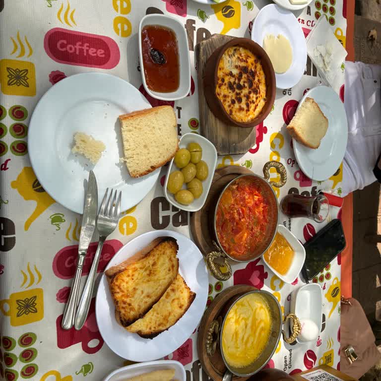 Kötü Kaliteli Kahvaltı Ve İlgisiz İşletme Nedeniyle Hayal Kırıklığı