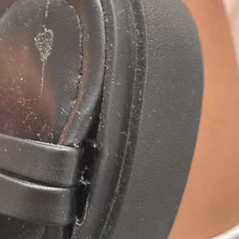 Bir Günlük Sandalet Hüsranı: Deichmann'dan Aldığım Ürün Hemen Bozuldu!