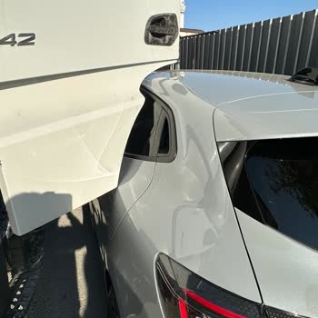 Beton Çalışması Sırasında Aracıma Zarar Ve Firma İlgisizliği