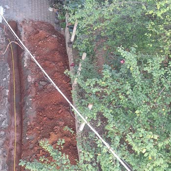 Doğalgaz Çalışması Sonrası Kırılan Parke Taşlarının Onarılmaması