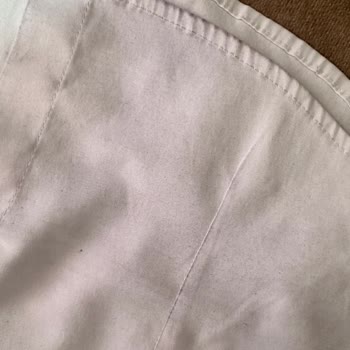 Siyah Pantolonun Yoğun Renk Vermesi Ve Mağduriyetimin Giderilmemesi