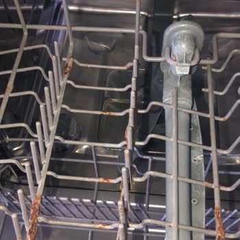 Bulaşık Makinesi Paslandı Ve Arızalandı Müşteri Hizmetleri Çözüm Sunmadı