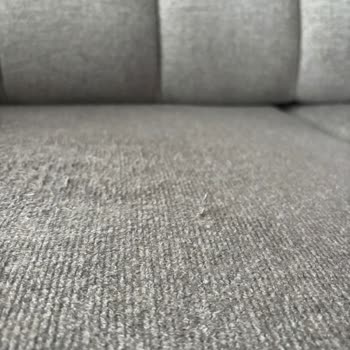 İstikbal Kanepelerde Garanti Süresinde Kumaş Dökülmesi Ve Servis Mağduriyeti