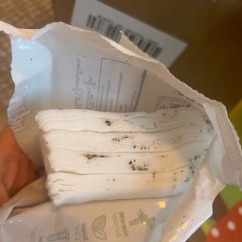 Aldığım Islak Mendil Paketlerinde Küflenme Sorunu Ve Değişim Talebi