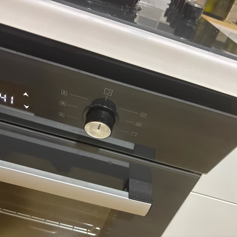 Kurulumdan Sonra Cam Panel Düştü, Servis Ve Müşteri Hizmeti Yok