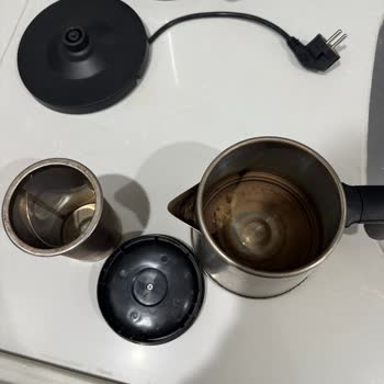 Servisten Gelen Çay Makinesi Eski Ve Paslı Çıktı Mağduriyetim Giderilmiyor