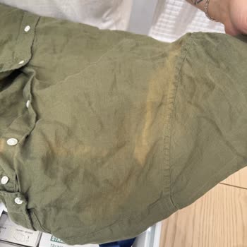 Lacoste Gömlekte Renk Solması Ve Olumsuz İnceleme Sonucu Hayal Kırıklığı Yarattı