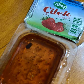 Satın Aldığım Reçelde Böcek Çıktı Ve Üzerinde Son Kullanma Tarihi Yoktu