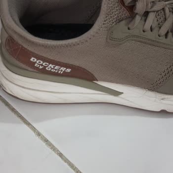 FLO’dan Alınan Ayakkabıda Kısa Sürede Taban Sorunu ve Olumsuz Müşteri Hizmeti