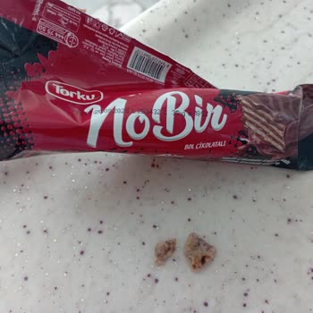 Torku Sütlü Çikolatadan Sert Cisim Çıkması Sonrası Endişe