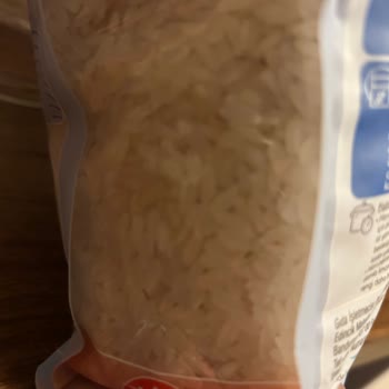 Migros'tan Aldığım Pirinçte Canlı Böcekler Çıktı, Ücret İadesi Bekliyorum