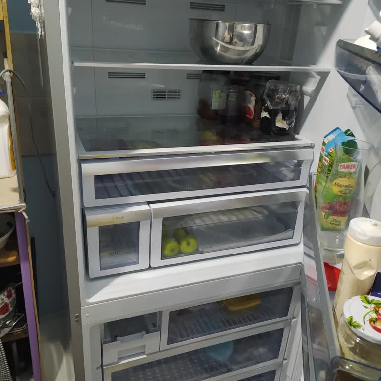 Beko Buzdolabında Tekrarlayan Ana Kart Arızası Ve Kalıcı Çözüm Talebi