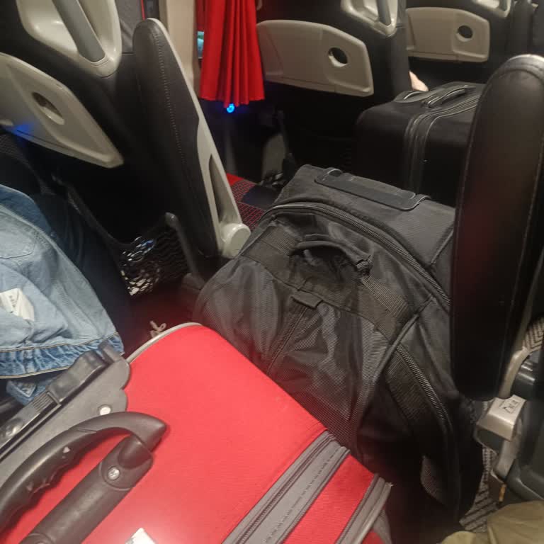 Has Otobüs'te Valizler Koridorda, Güvenlik Ve Konfor Hiçe Sayıldı