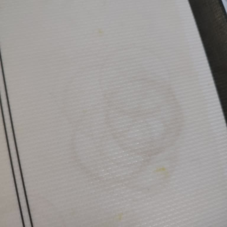 Satın Aldığım Tepsi Kalıcı Leke Sorunu Yaşattı, Çözüm Bekliyorum