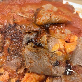 Garsonun İlgisiz Tavrı Ve Yanmış Yağlı Yemekle Kötü Deneyim Yaşadık
