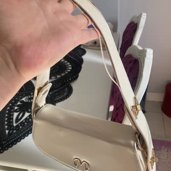 Aldığım Çantada Deri Açılması Ve Yetersiz Müşteri Hizmeti