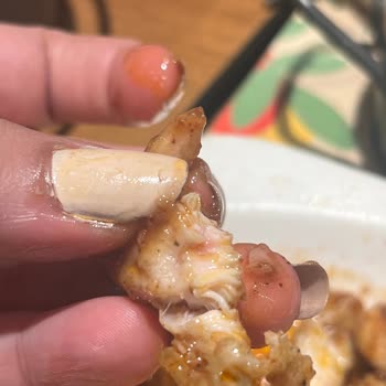 Doğum Günü Yemeğinde Kanlı Tavuk Ve Soğuk Makarna Hayal Kırıklığı